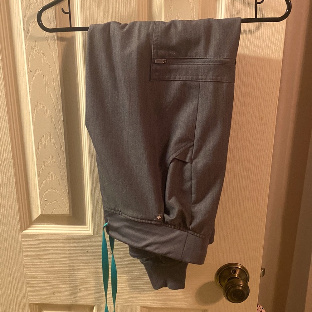 Figs joggers